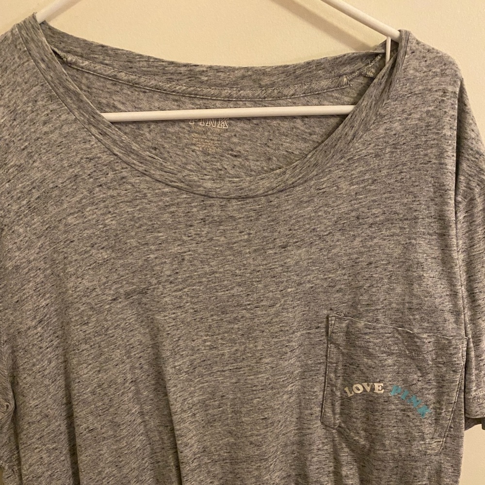 Victoria’s Secret PINK campus tee